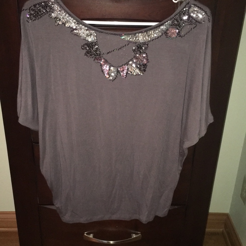 Shirt - Picture 2 of 2